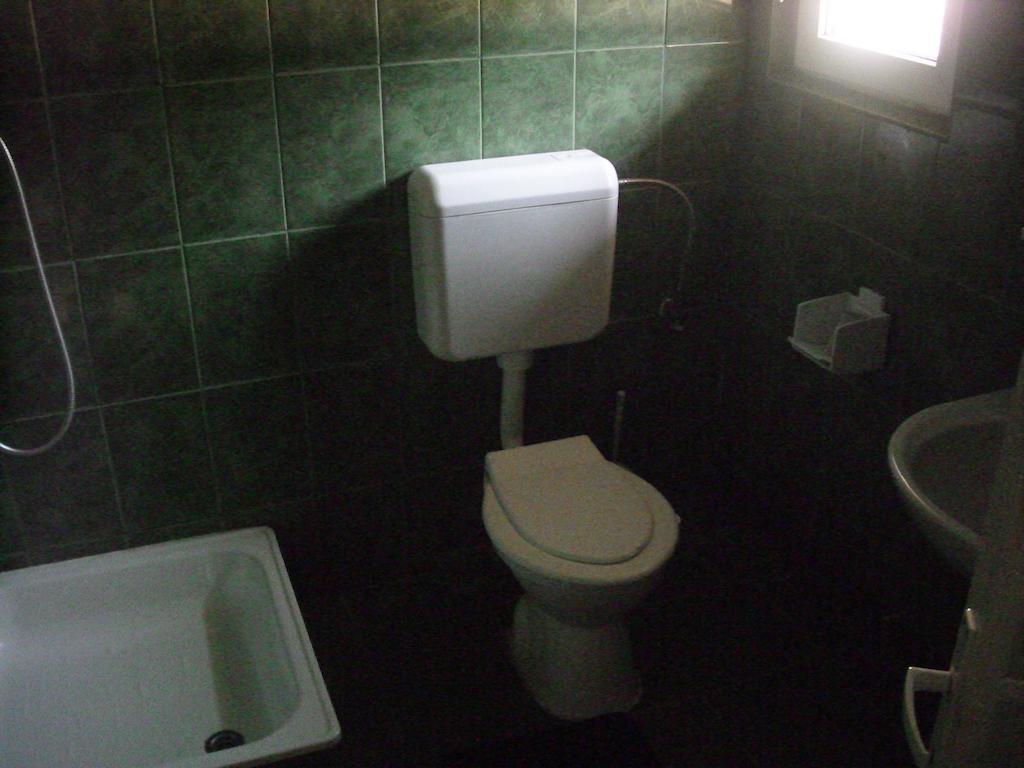 Pensiunea Montan Buşteni Kamer foto